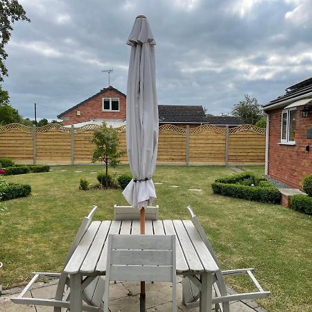 The Hideaway Villa Stratford-upon-Avon Dış mekan fotoğraf