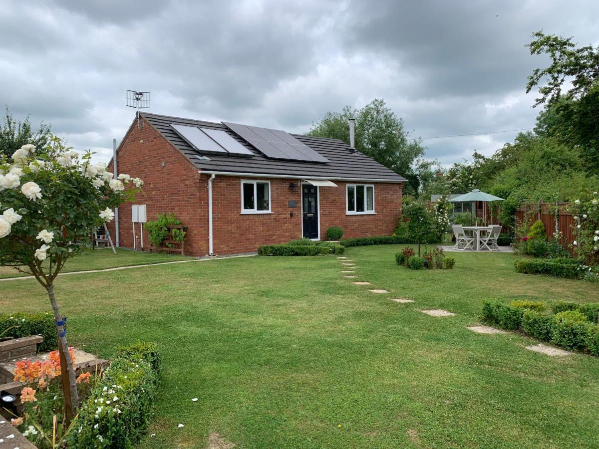 The Hideaway Villa Stratford-upon-Avon Dış mekan fotoğraf