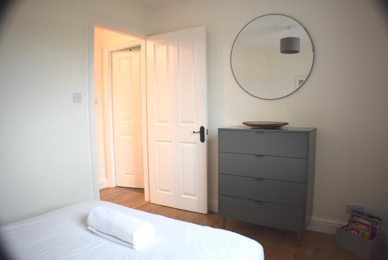 The Hideaway Villa Stratford-upon-Avon Dış mekan fotoğraf